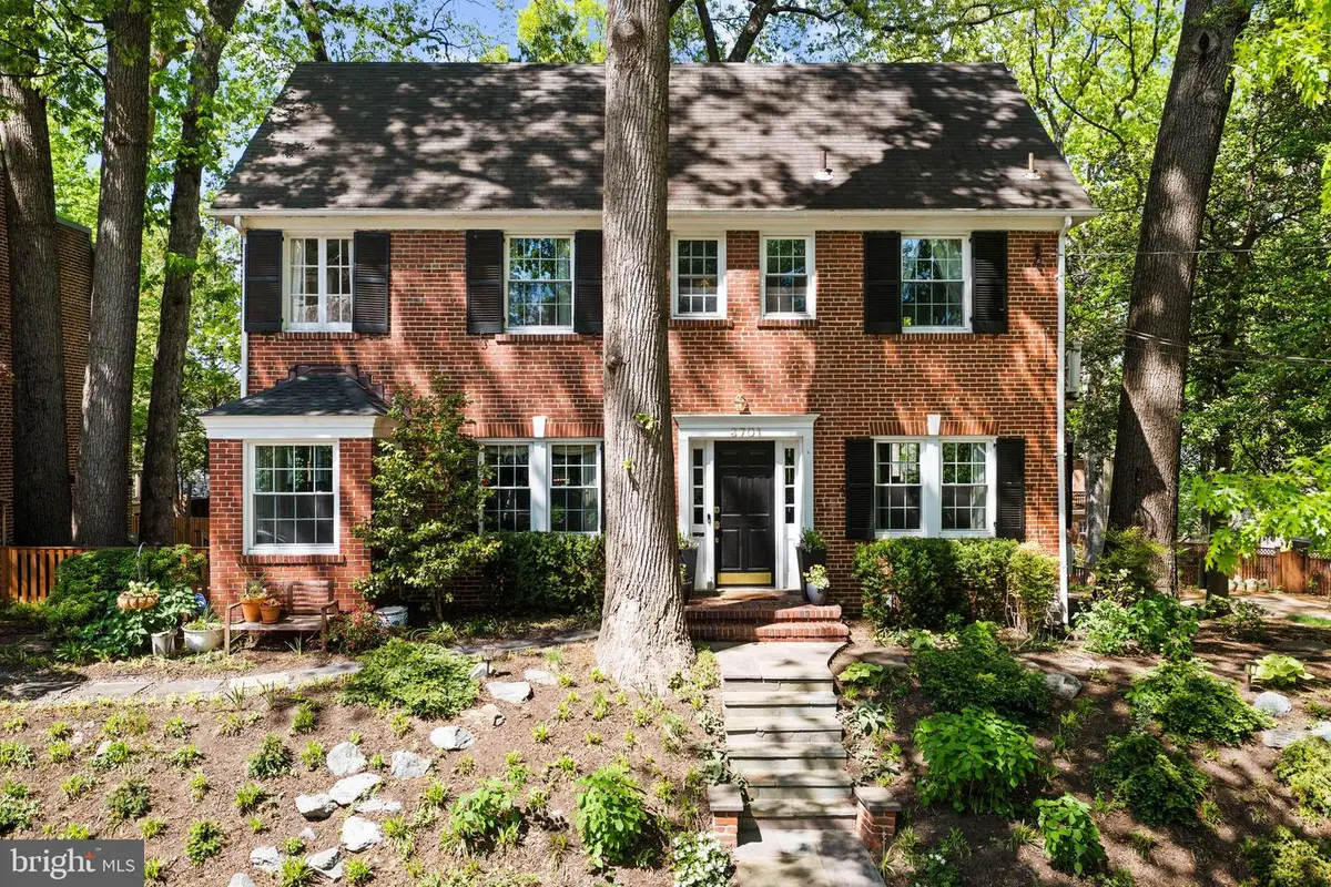 3701 Jocelyn St Nw, Washington, DC 20015 - #1