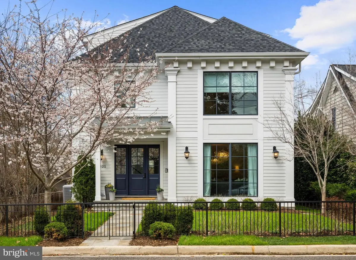 5321 Macomb St Nw, Washington, DC 20016 - #1
