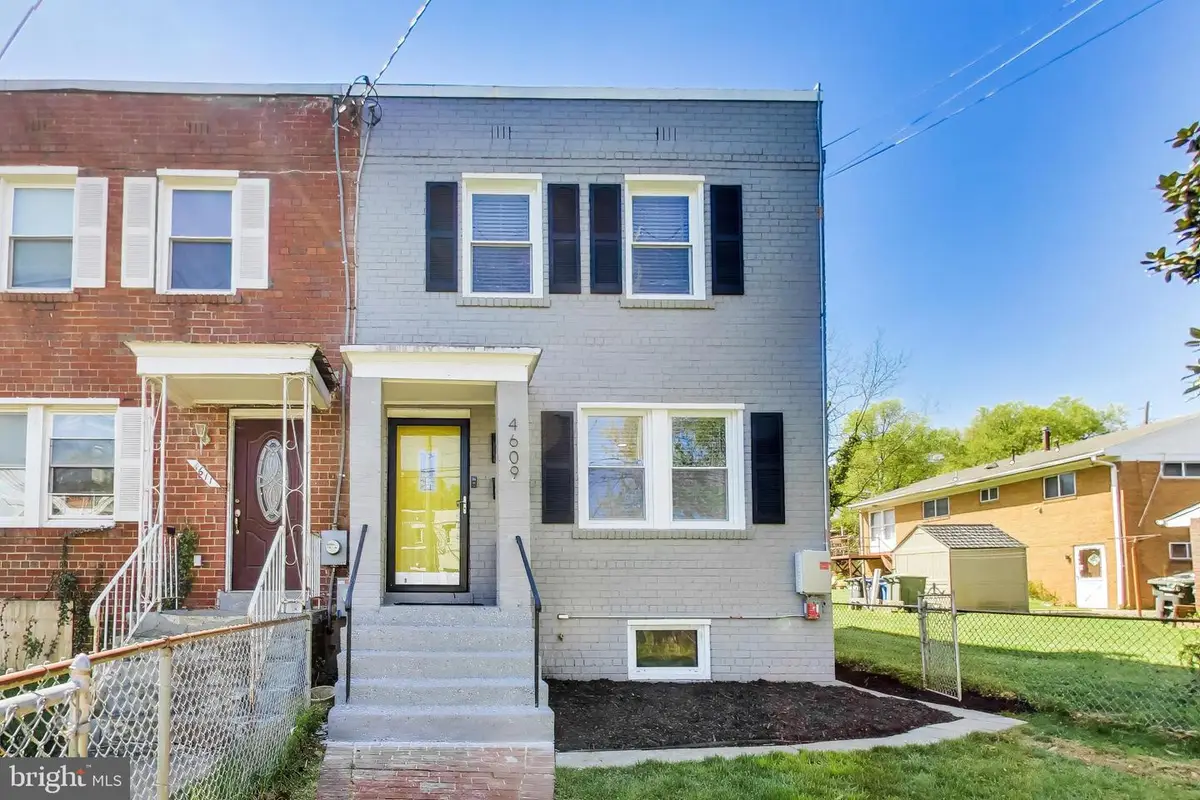 4609 Hillside Rd Se, Washington, DC 20019 - #1