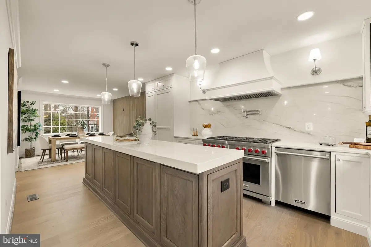 4827 Sedgwick St Nw, Washington, DC 20016 - #1