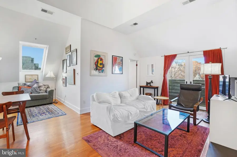 301 G St Ne #32, Washington, DC 20002 - #2
