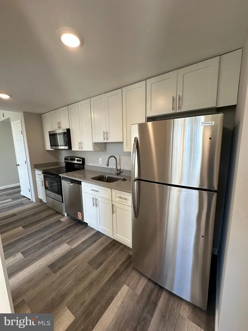 1812 H Pl Ne #202, Washington, DC 20002 - #3