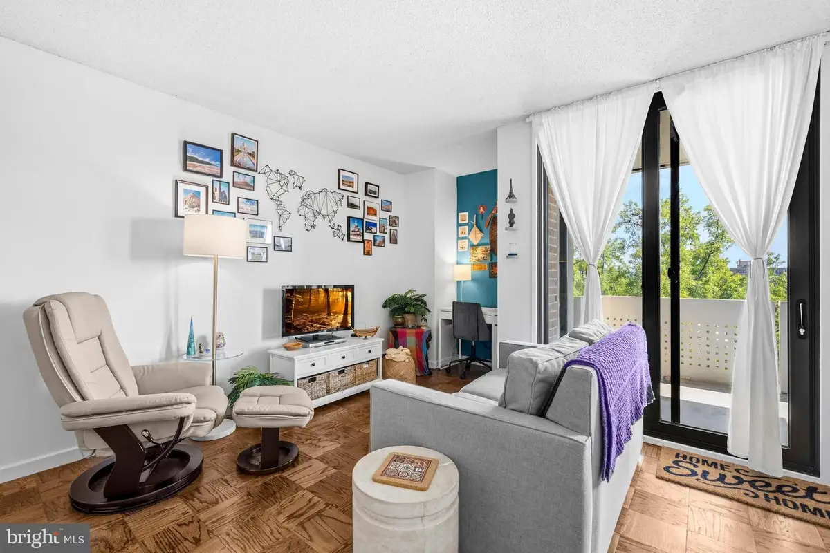 240 Sw M St Sw #e702, Washington, DC 20024 - #1