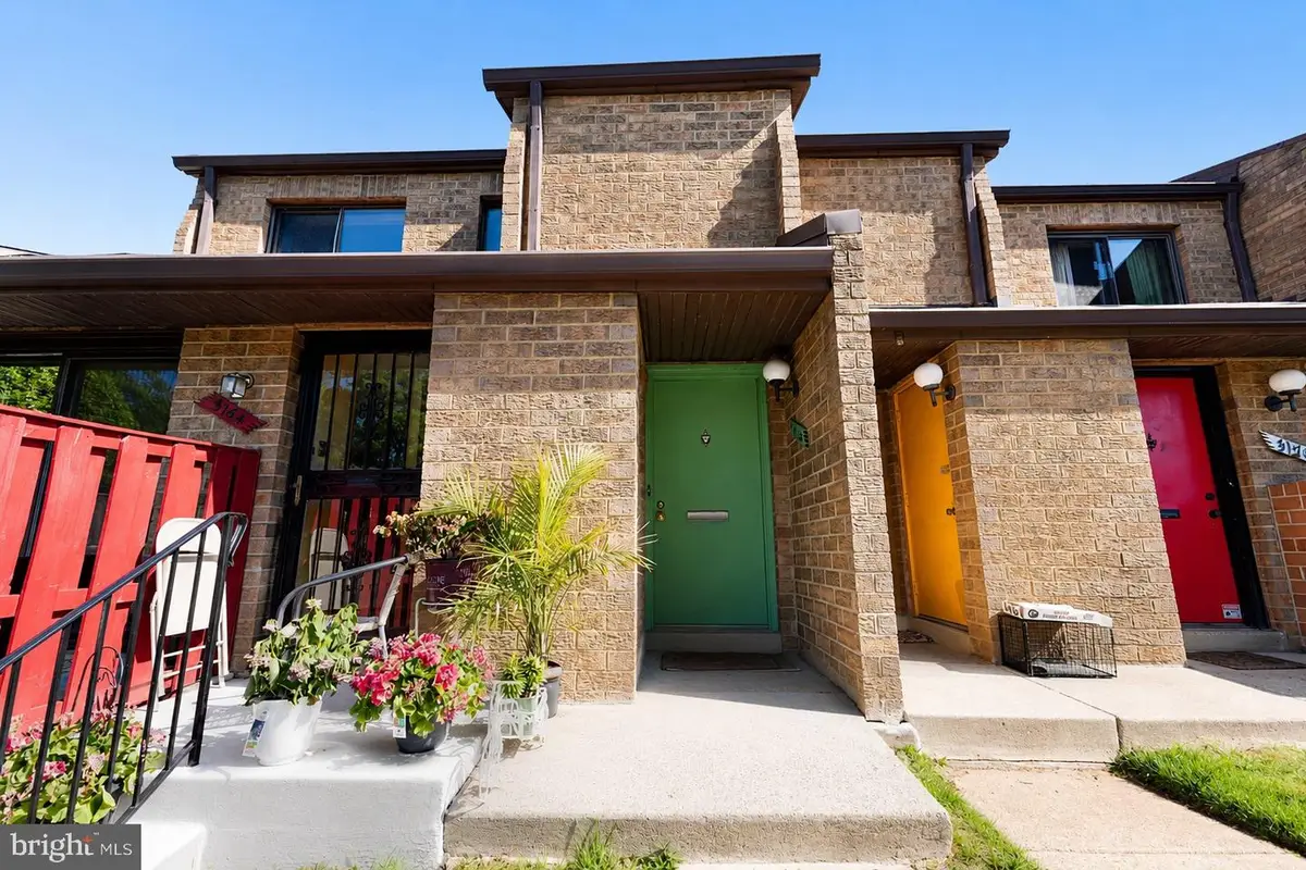 3166 Berry Rd Ne #27, Washington, DC 20018 - #1