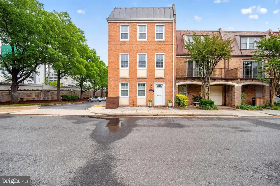 612 4th Pl Sw, Washington, DC 20024 - #2