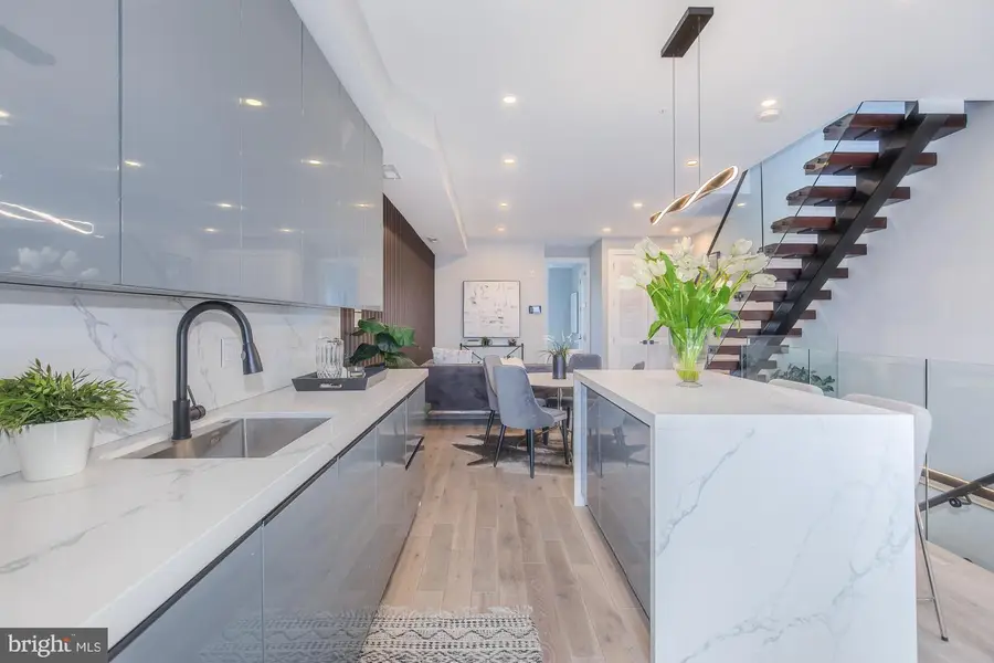 1332 G St Se #3, Washington, DC 20003 - #2