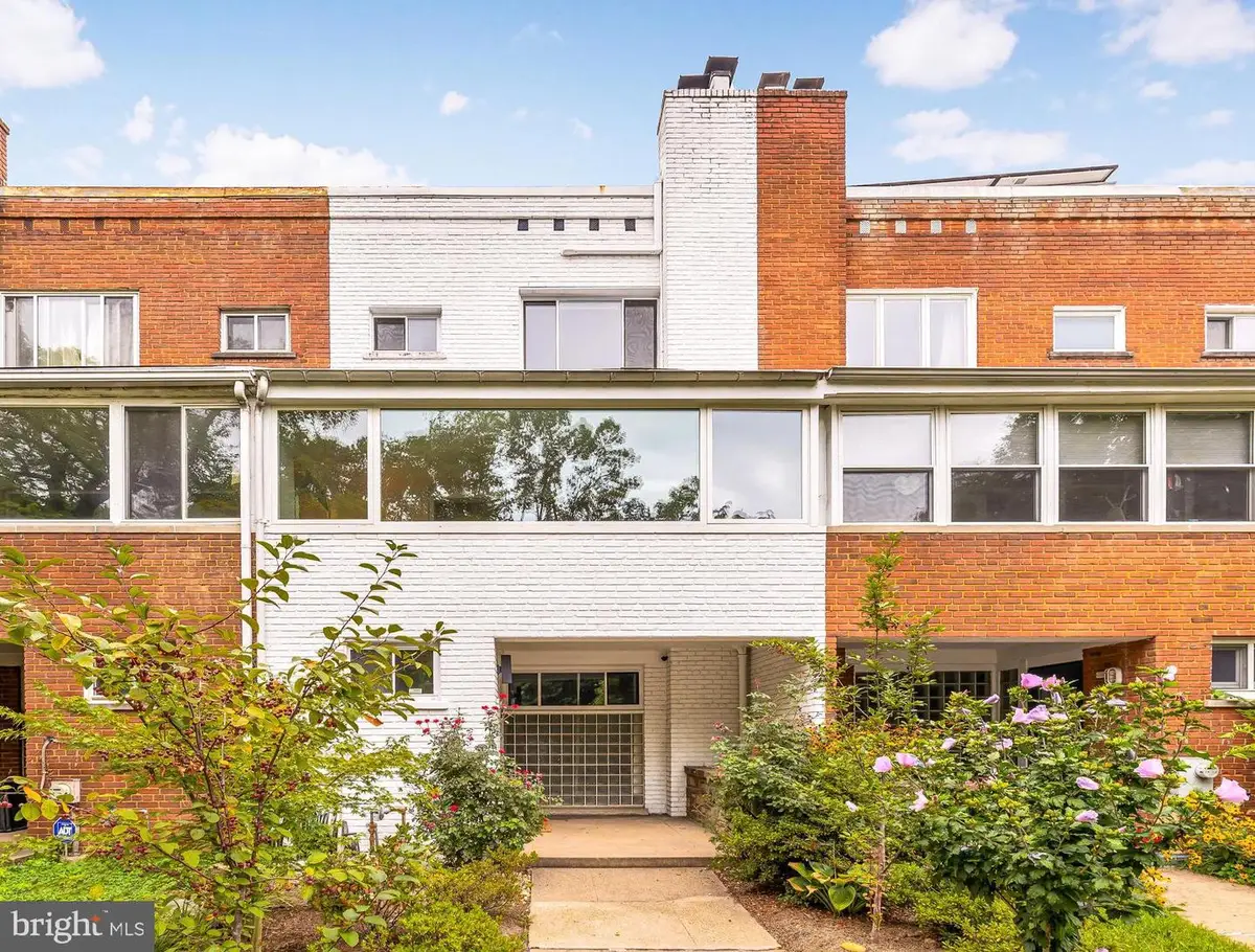 4114 Arkansas Ave Nw, Washington, DC 20011 - #1