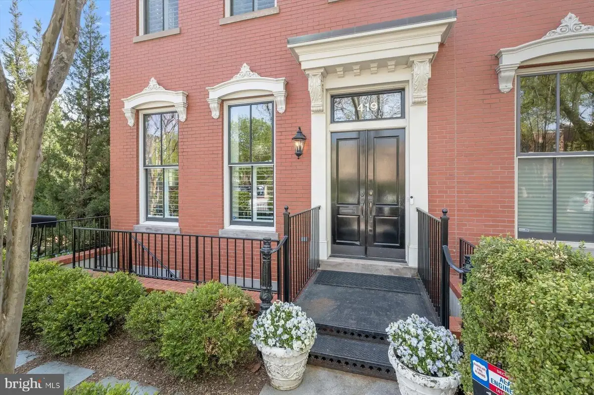 419 G St Se, Washington, DC 20003 - #1