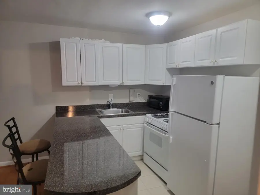 922 24th St Nw #412, Washington, DC 20037 - #3