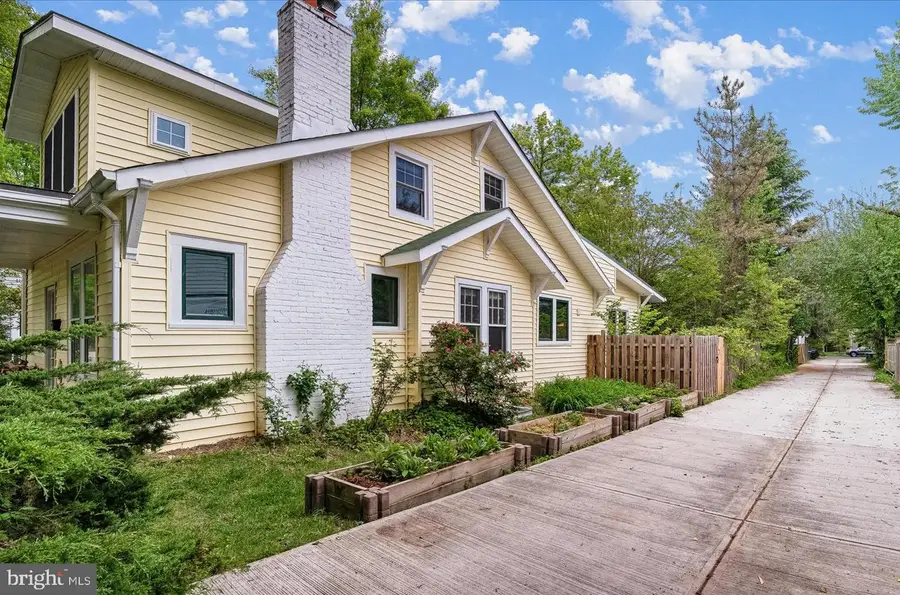 4804 Brandywine St Nw, Washington, DC 20016 - #2