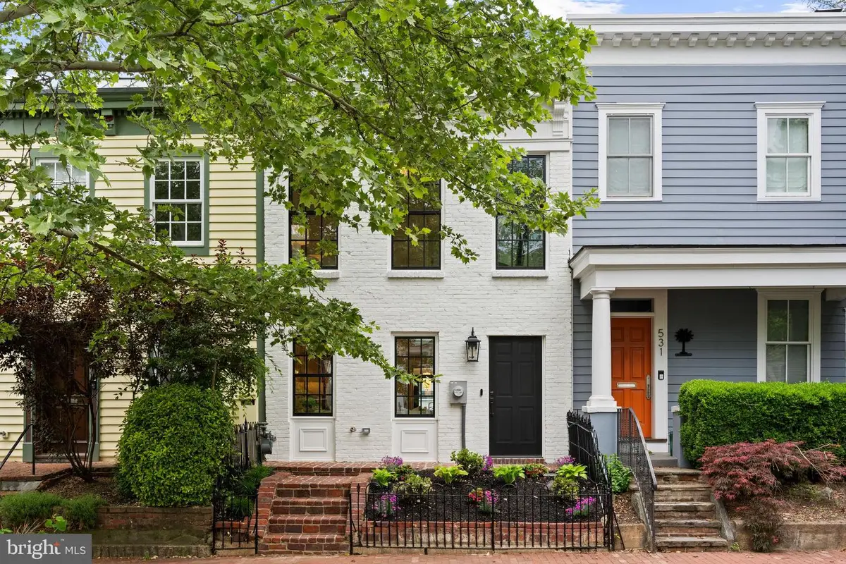 533 6th St Se, Washington, DC 20003 - #1
