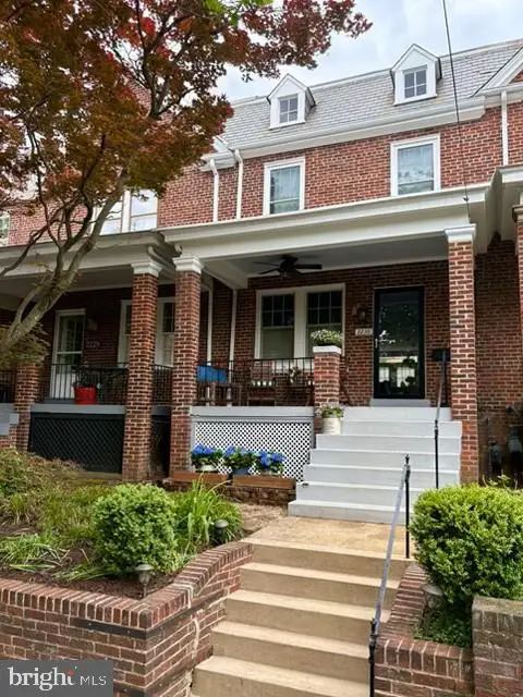 2230 39th Pl Nw, Washington, DC 20007 - #1