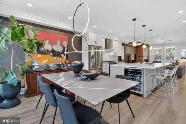 2214 North Capitol St Nw, WASHINGTON, DC 20002