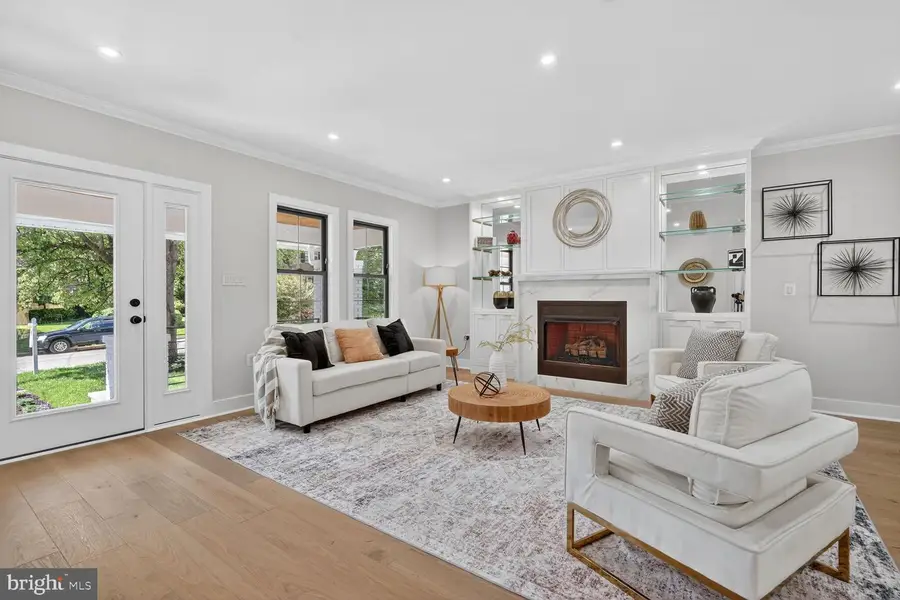 4923 Brandywine St Nw, Washington, DC 20016 - #2