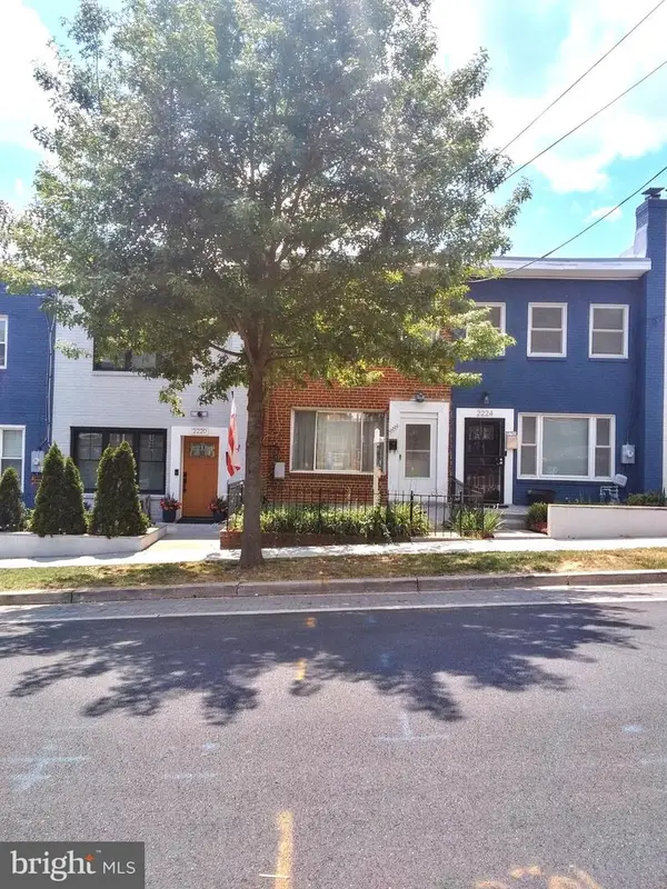 2222 16th St Ne, WASHINGTON, DC 20018