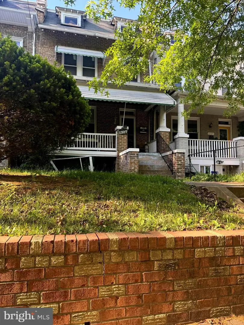 1327 Nw Shepherd St Nw, Washington, DC 20011 - #1