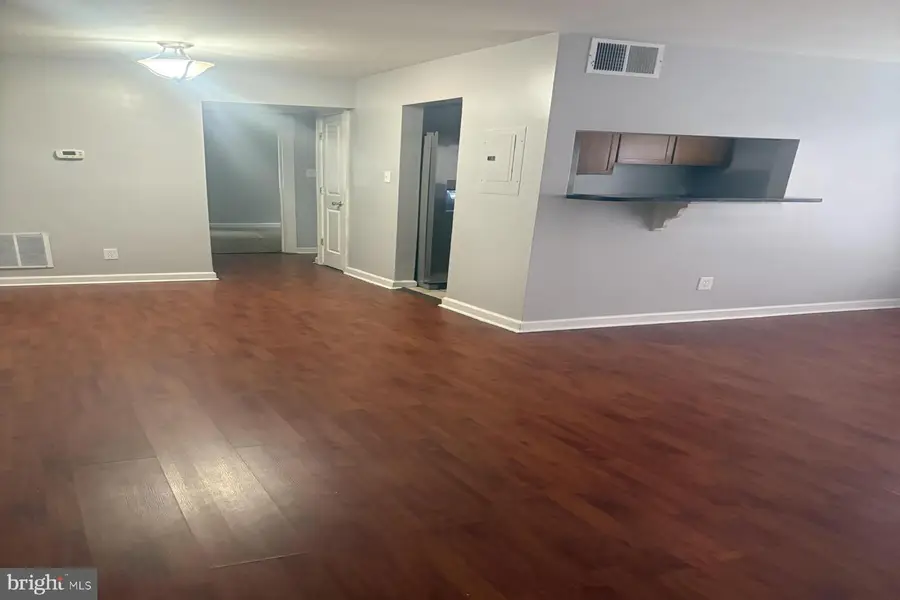 721 Brandywine St Se #102, Washington, DC 20032 - #3