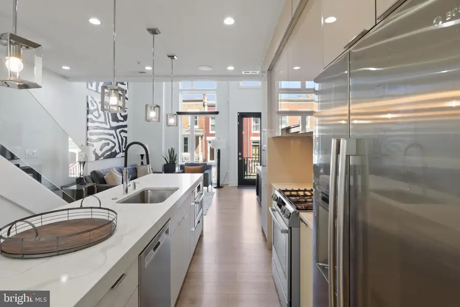 558 Harvard St Nw #b, Washington, DC 20001 - #2