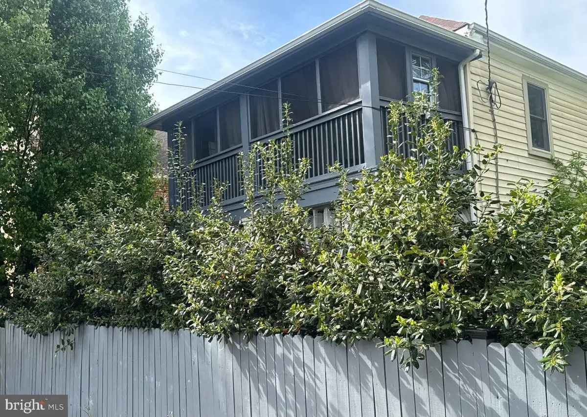4818 Sheriff Rd Ne, Washington, DC 20019 - #1