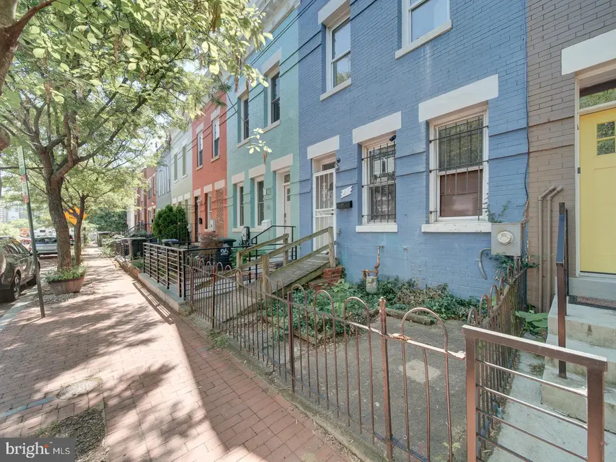 28 Hanover Pl Nw, Washington, DC 20001 - #3