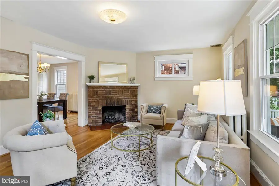 4211 Ingomar St Nw, Washington, DC 20015 - #2