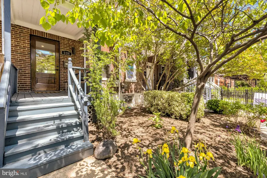 908 Girard St Ne, Washington, DC 20017 - #3