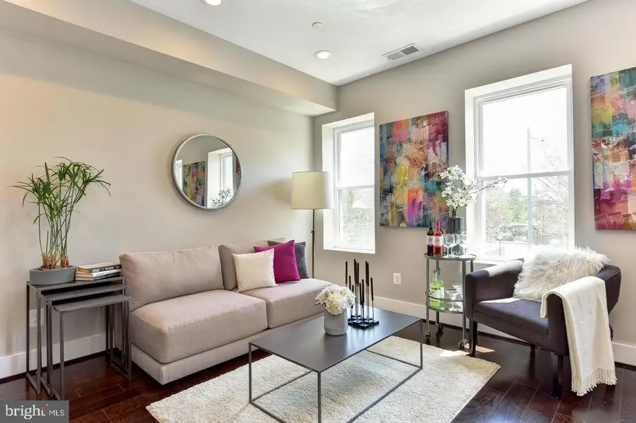 1453 Girard St Nw #3, Washington, DC 20009 - #3