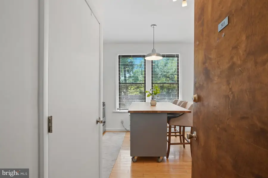 1822 15th St Nw #303, Washington, DC 20009 - #2