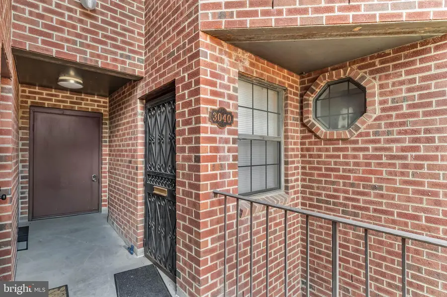 3040 Pineview Ct Ne, Washington, DC 20018 - #3
