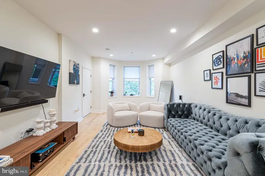731 Fairmont St Nw #1, Washington, DC 20001 - #2