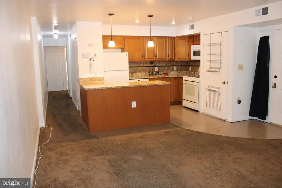 3028 Pineview Ct Ne #3028, Washington, DC 20018 - #3