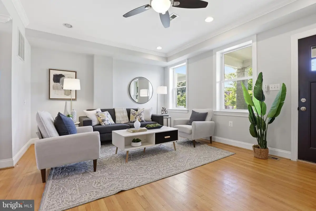 326 Farragut St Nw, Washington, DC 20011 - #1