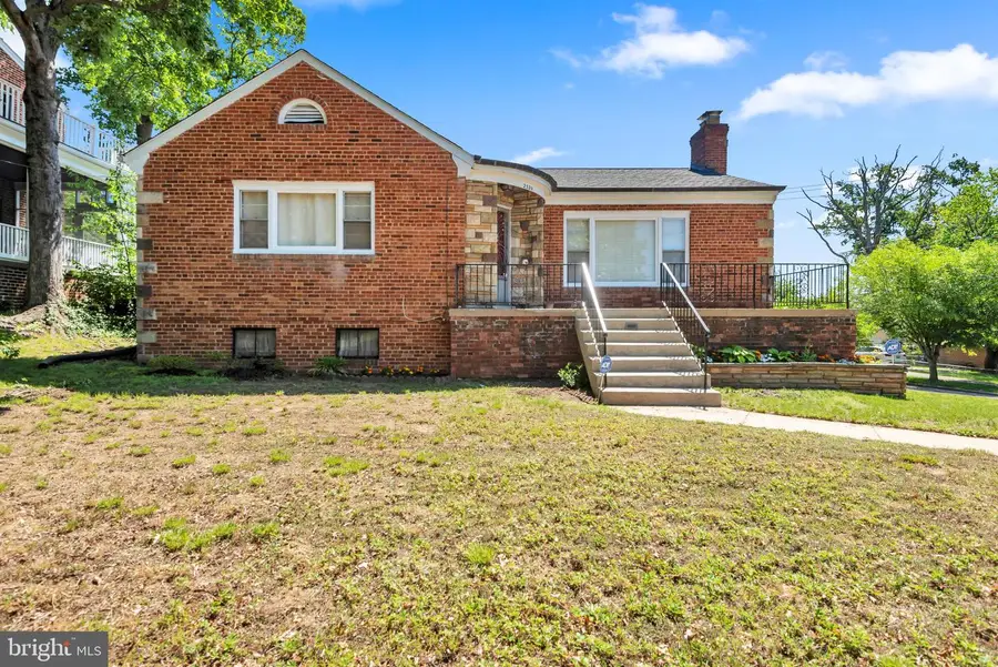 2520 32nd St Se, Washington, DC 20020 - #2