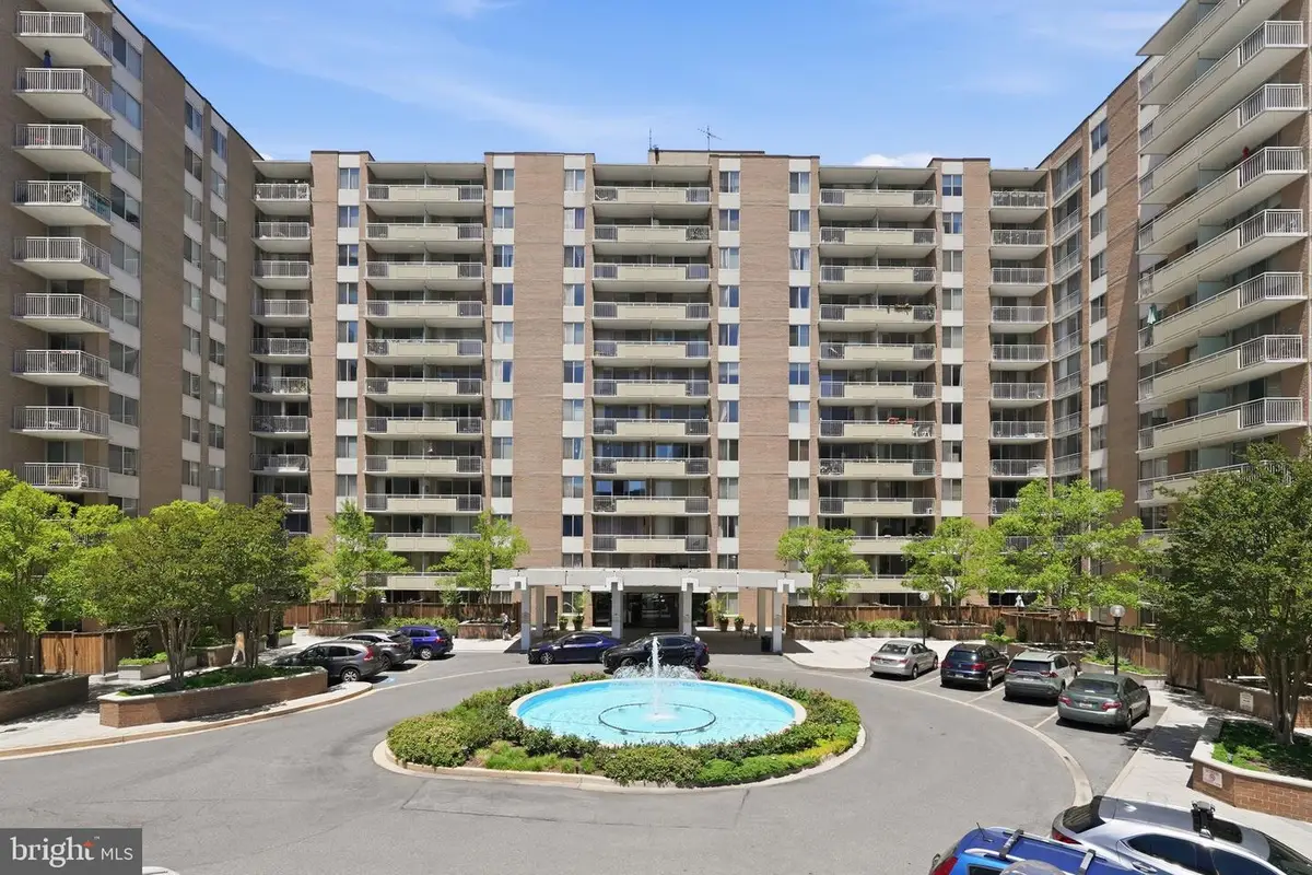3001 Veazey Ter Nw #923, Washington, DC 20008 - #1