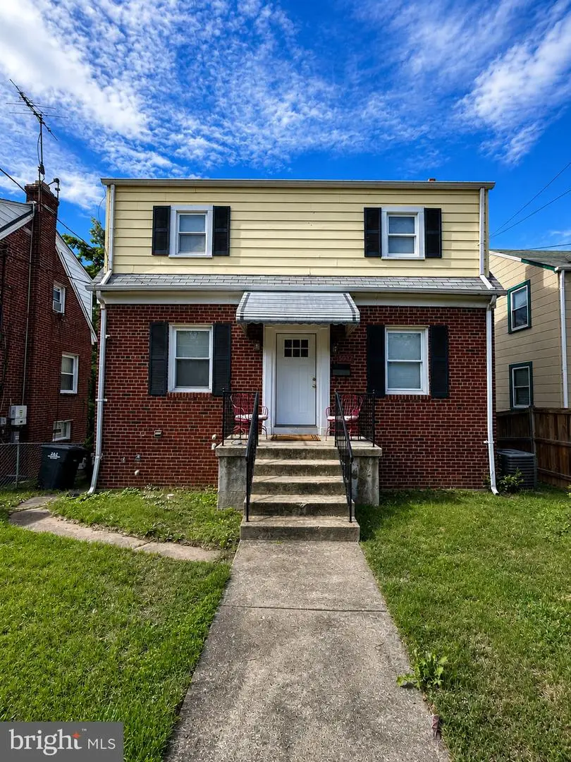 5032 Hanna Pl Se, Washington, DC 20019 - #1