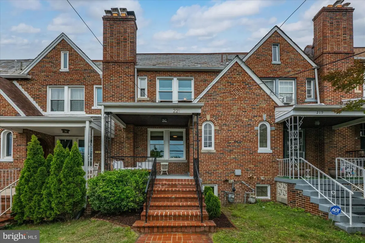 221 Ingraham St Nw, Washington, DC 20011 - #1