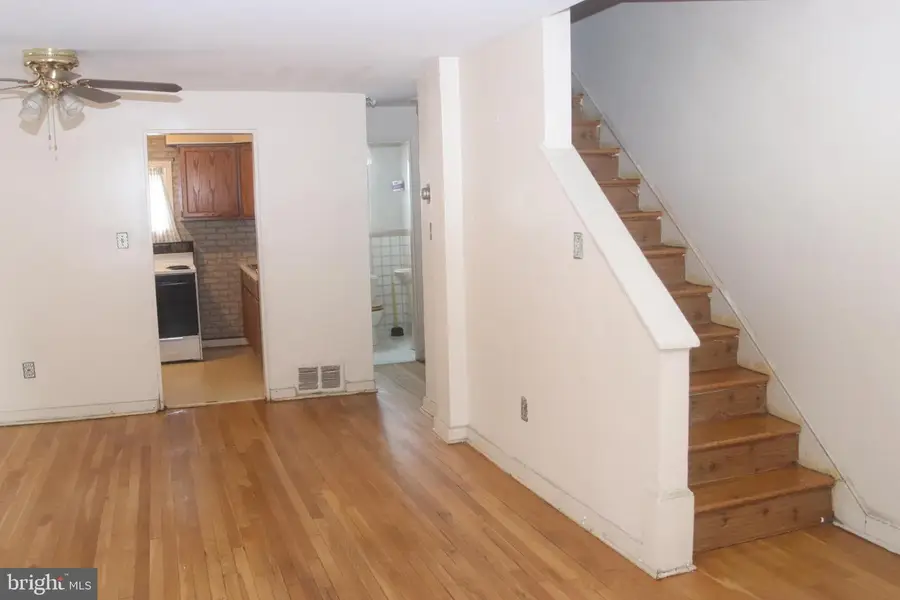 825 Barnaby St Se, Washington, DC 20032 - #2