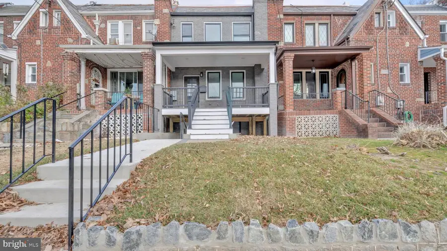 417 Ingraham St Nw, Washington, DC 20011 - #2