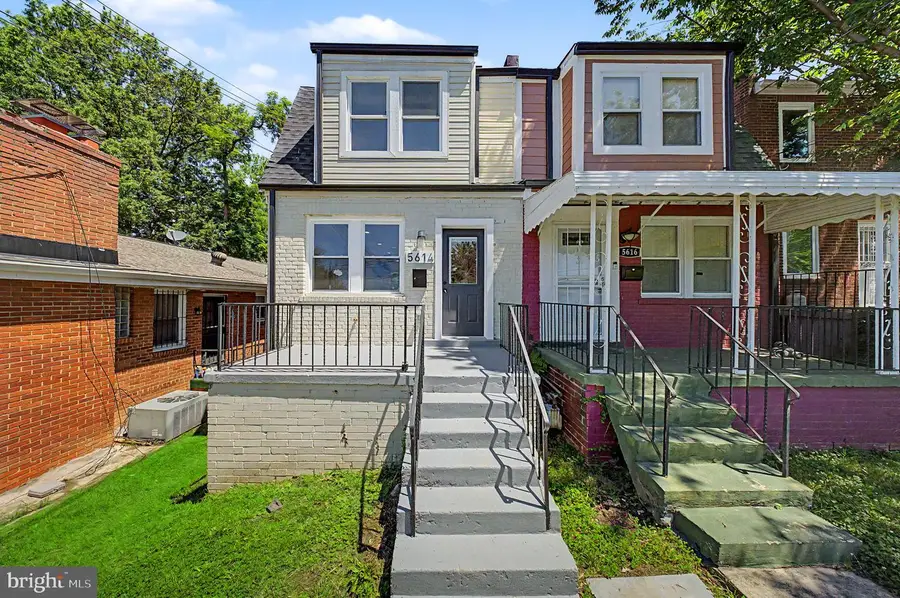 5614 Blaine St Ne, Washington, DC 20019 - #2