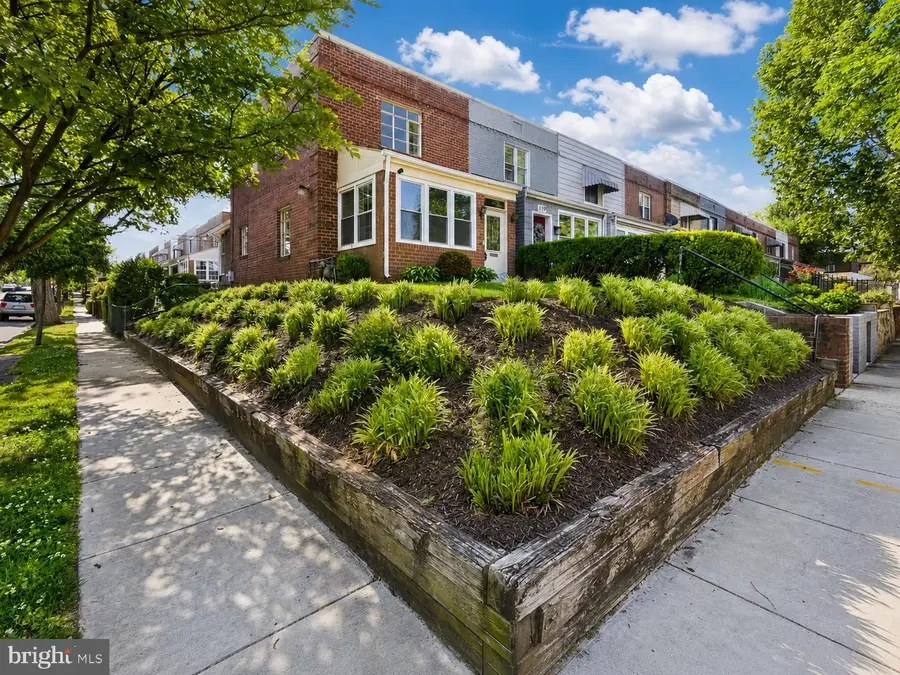 121 33rd St Ne, Washington, DC 20019 - #2