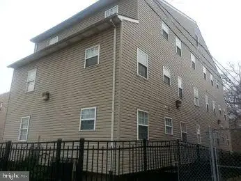 612 Eastern Ave Ne #104, WASHINGTON, DC 20019