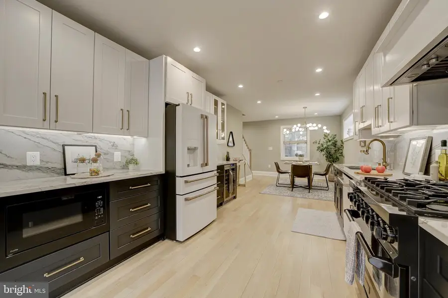 4244 Alton Pl Nw, Washington, DC 20016 - #2