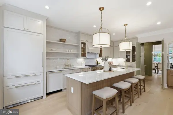 4528 49th St Nw, WASHINGTON, DC 20016