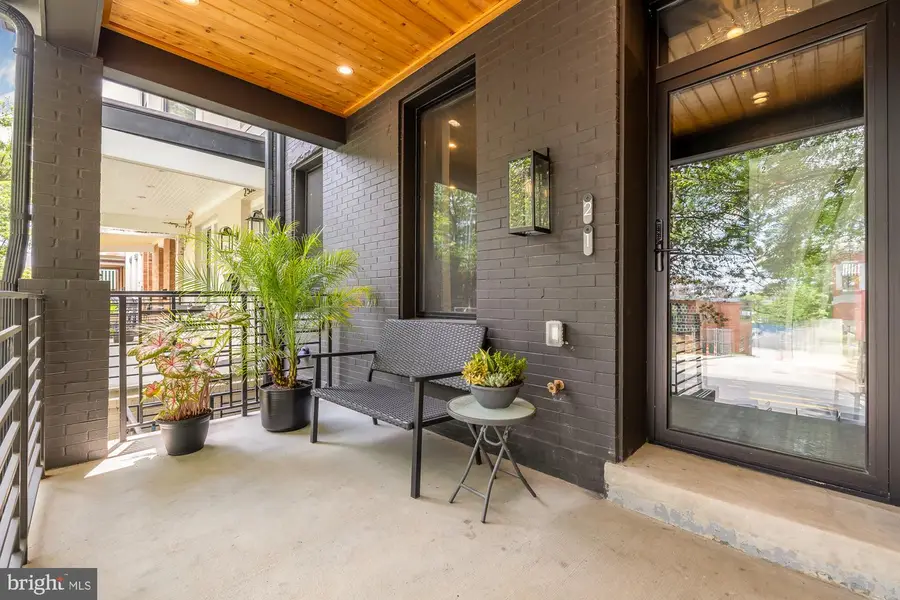 2534 11th St Nw #1, Washington, DC 20001 - #3