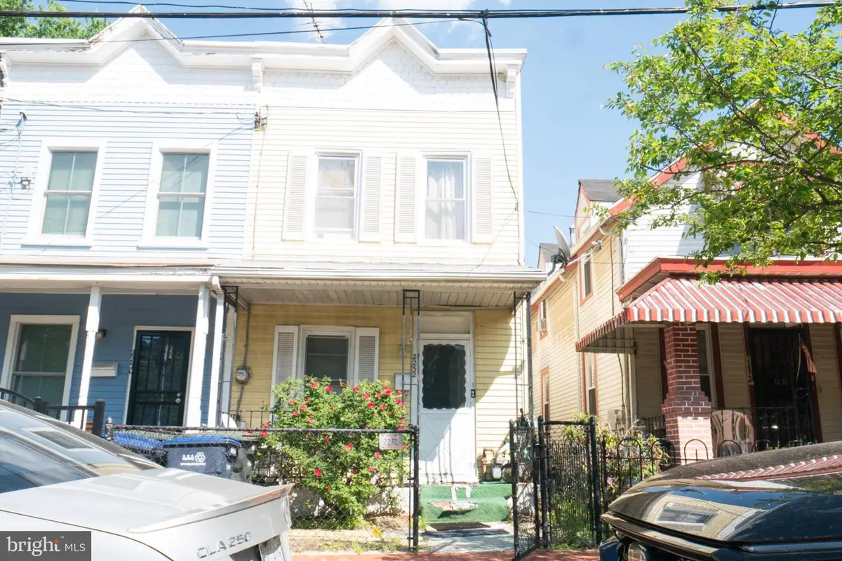 2232 Chester St Se, Washington, DC 20020 - #1