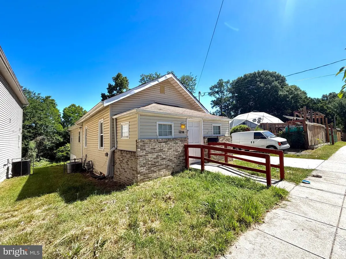5314 Dix St Ne, Washington, DC 20019 - #1