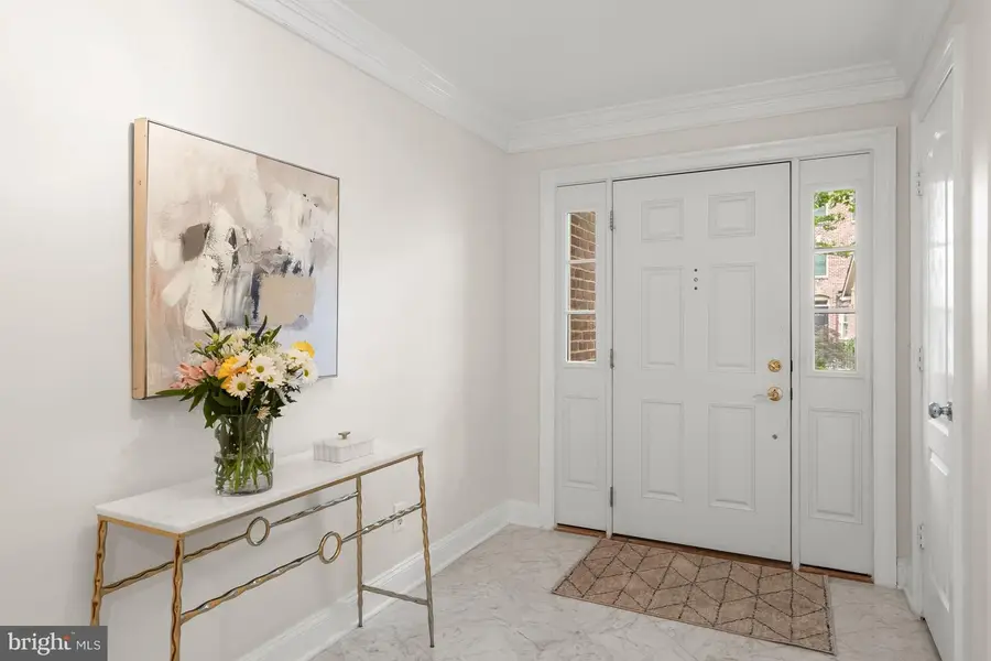 4050 Mansion Dr Nw, Washington, DC 20007 - #2