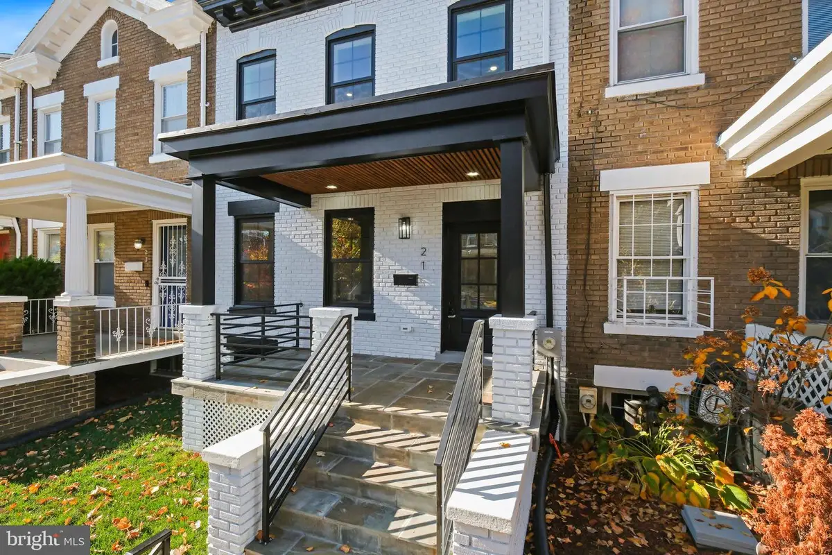 21 16th St Se, Washington, DC 20003 - #1