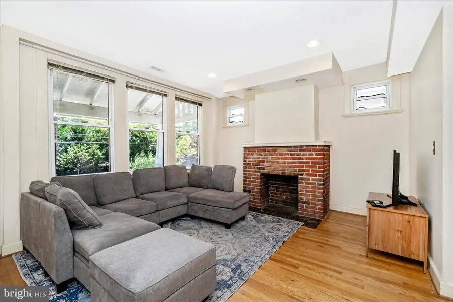 3034 South Dakota Ave Ne, Washington, DC 20018 - #3