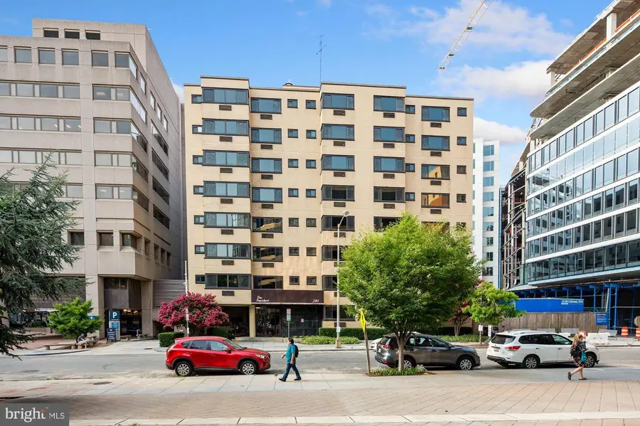 2141 I St Nw #806, Washington, DC 20037 - #2